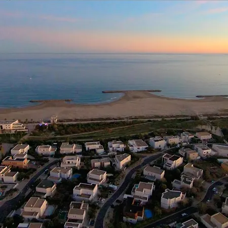 Villa Seaside Beauty